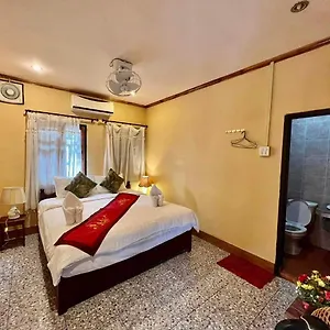 Rosie Place , ルアンパバーン ラオス